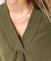 Tee-shirt à manches longues et col V en maille ajourée femme